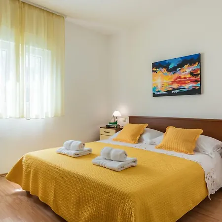 Apartamento Rogulj *