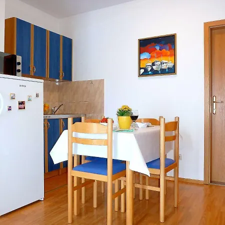 Apartamento Rogulj *