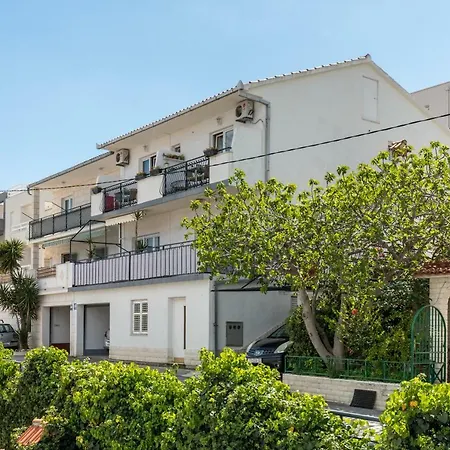 Apartamento Rogulj *